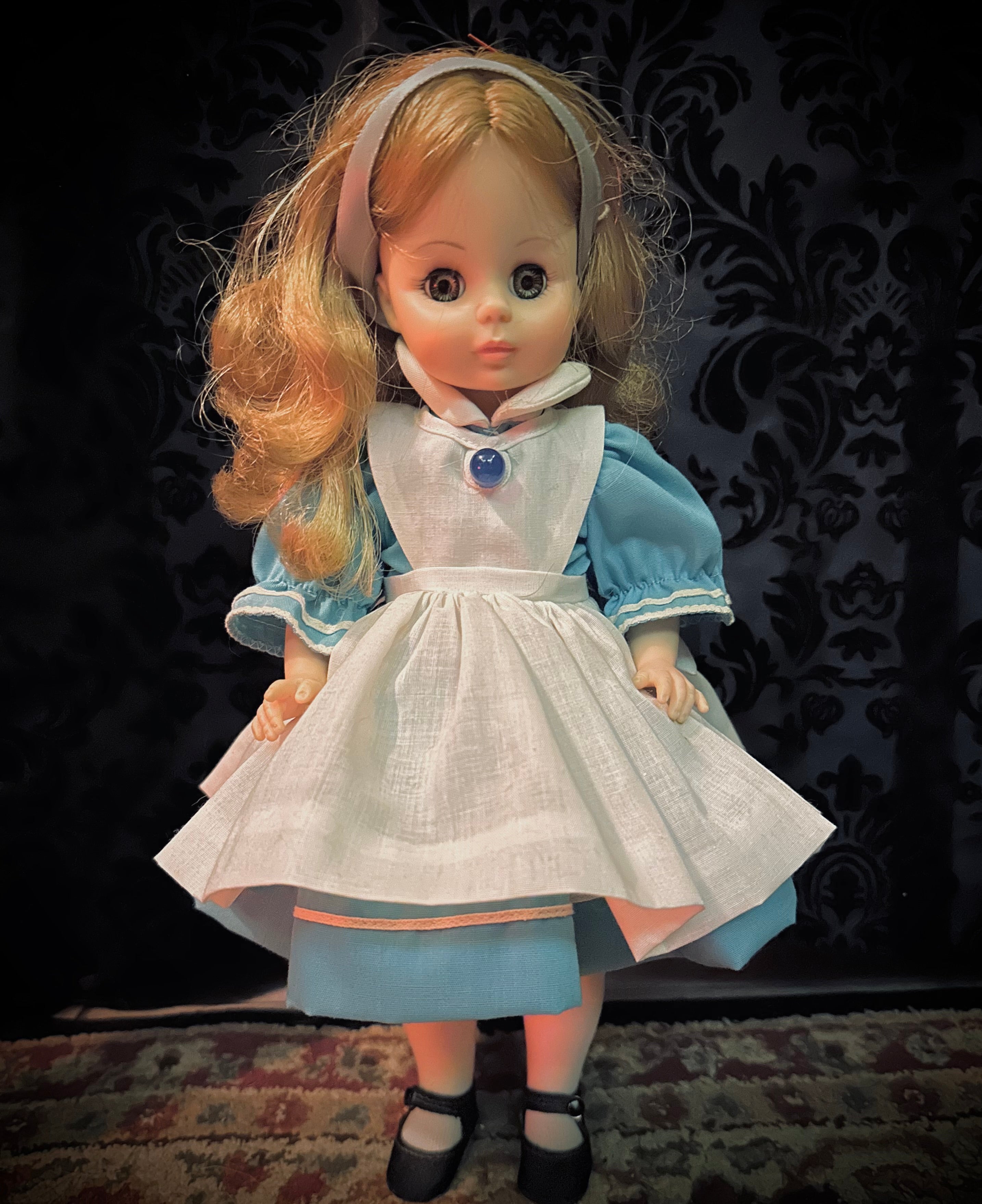 EMF / Static detector Doll Madam Alexander Alice in Wonderland