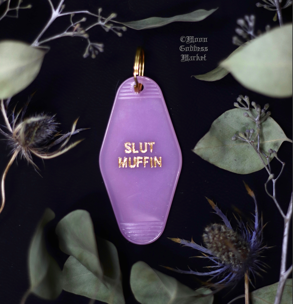 Slut Muffin Keychain - Moon Goddess Market