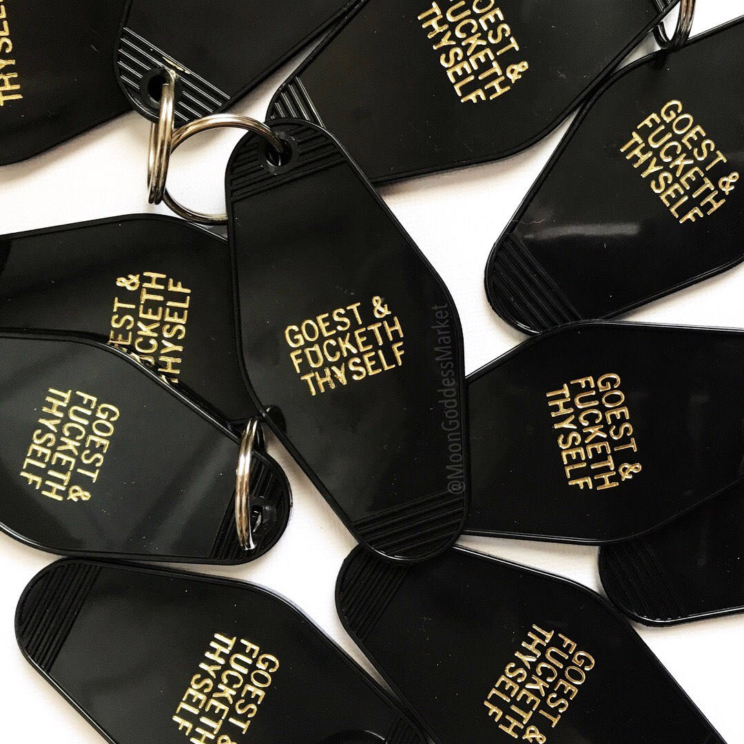 Hotel Motel Key Chain Black and Gold Goest and fucketh thyself - Moon Goddess Market