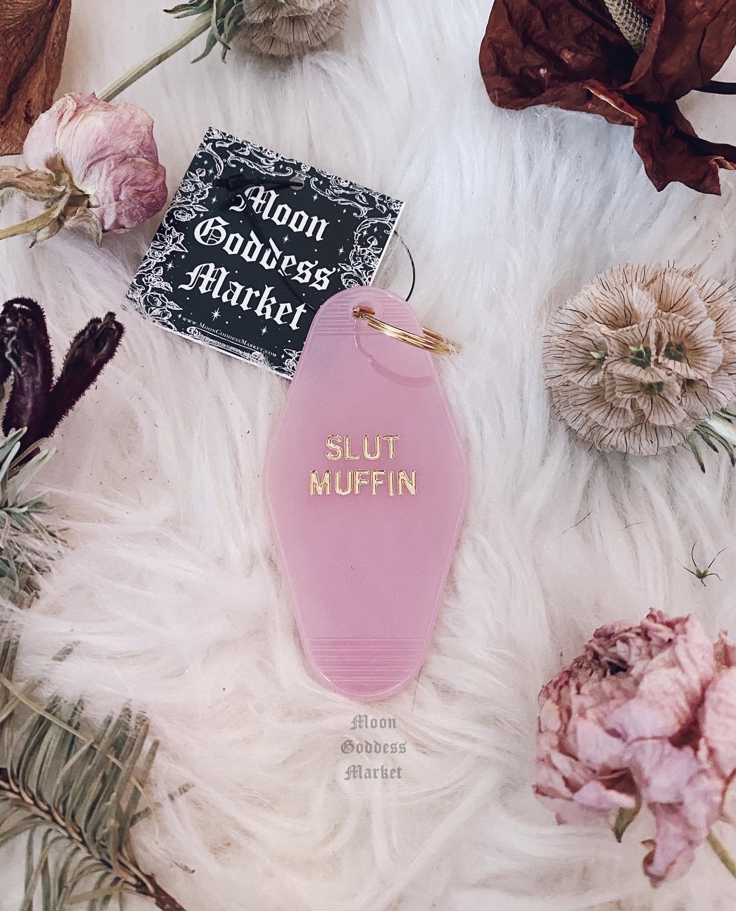 Slut Muffin Keychain - Moon Goddess Market