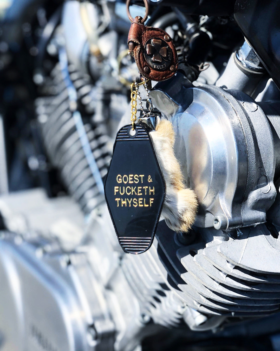 Hotel Motel Key Chain Black and Gold Goest and fucketh thyself - Moon Goddess Market