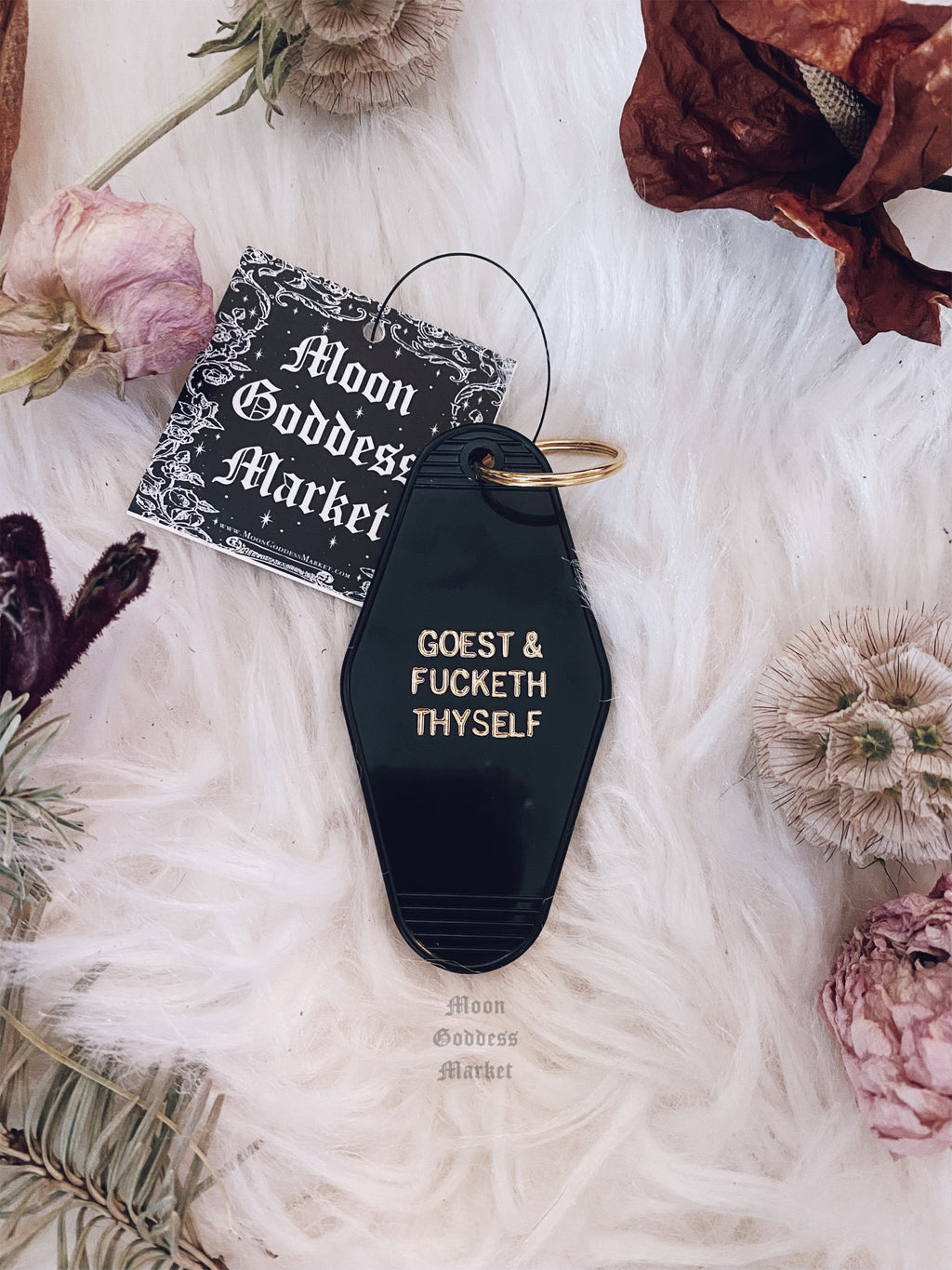 Hotel Motel Key Chain Black and Gold Goest and fucketh thyself - Moon Goddess Market